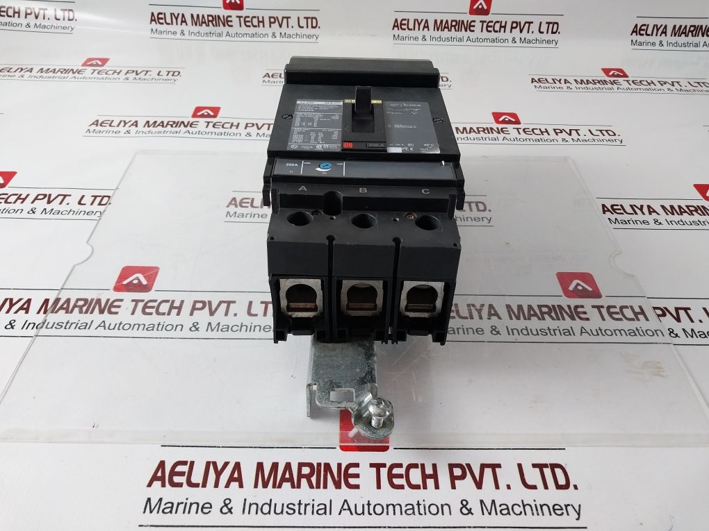 Square D Jja36250 Circuit Breaker Jj 250 3 Pole