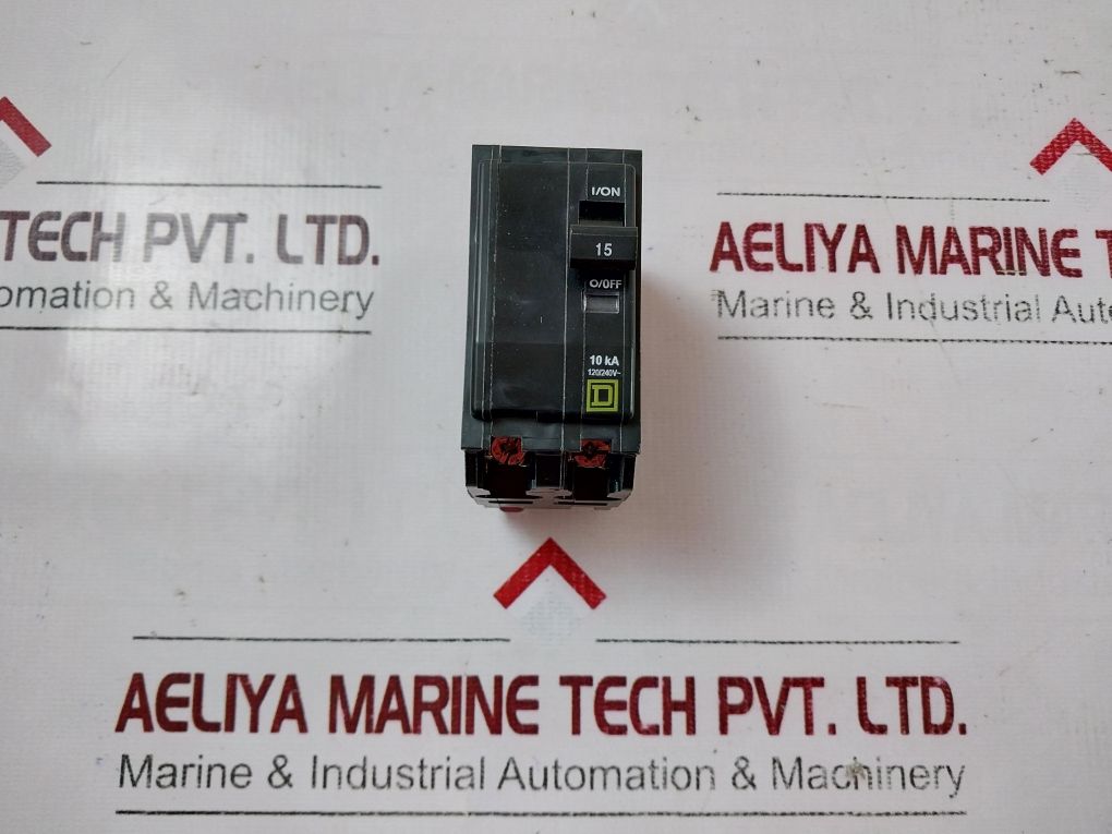 Square D Qo215 2-poles Plug-on Circuit Breaker 15A 120/240V~