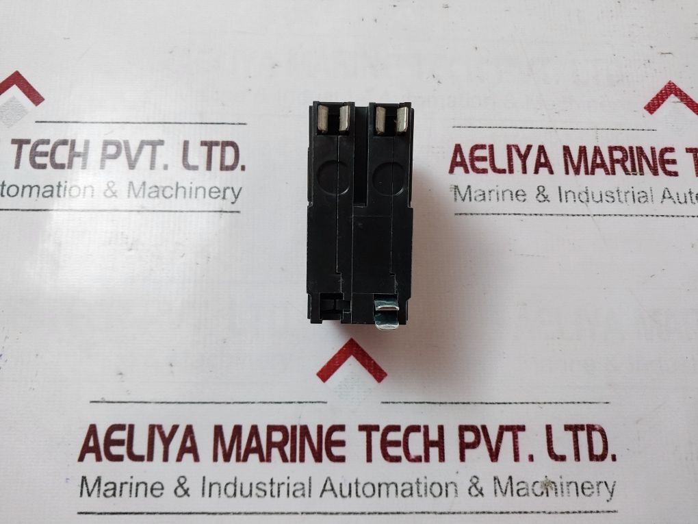 Square D Qo215 2-poles Plug-on Circuit Breaker 15A 120/240V~