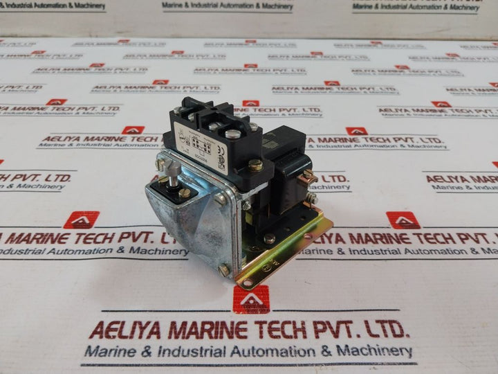 Square D/Schneider Electric 9050Ao20Ev02 Ac Pneumatic Timing Relay 120Vac