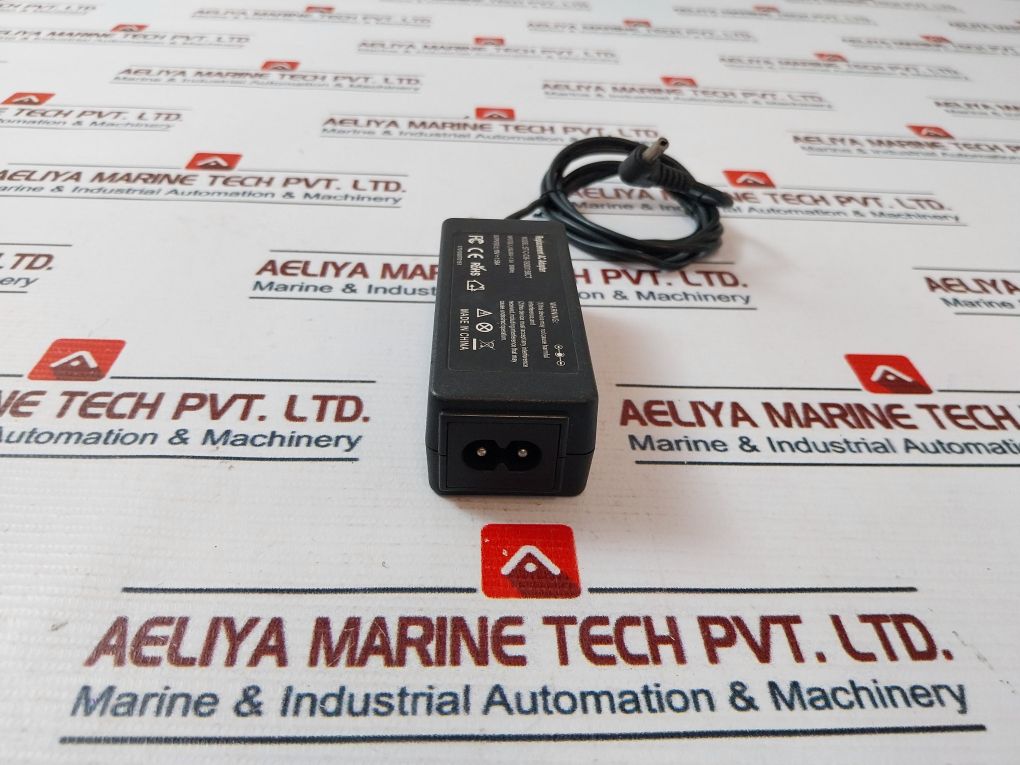 St-c-036-19000158Ct Ac Adapter 19V--- 1.58A