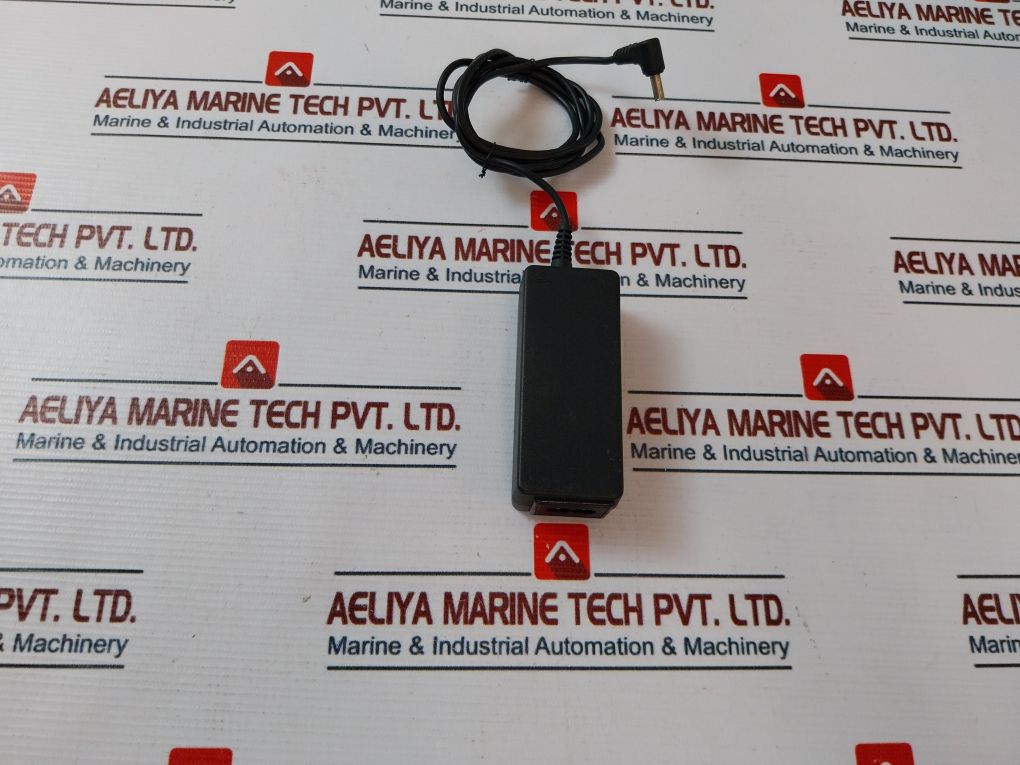 St-c-036-19000158Ct Ac Adapter 19V--- 1.58A