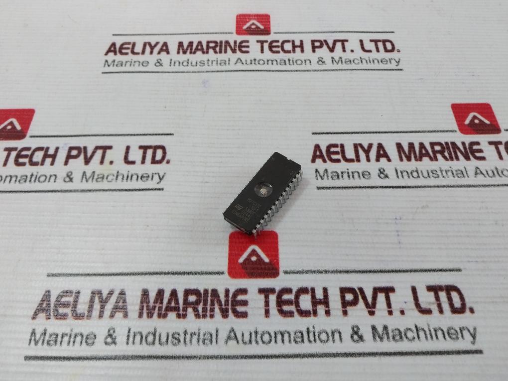 St M27C512-10F1 Integrated Circuit