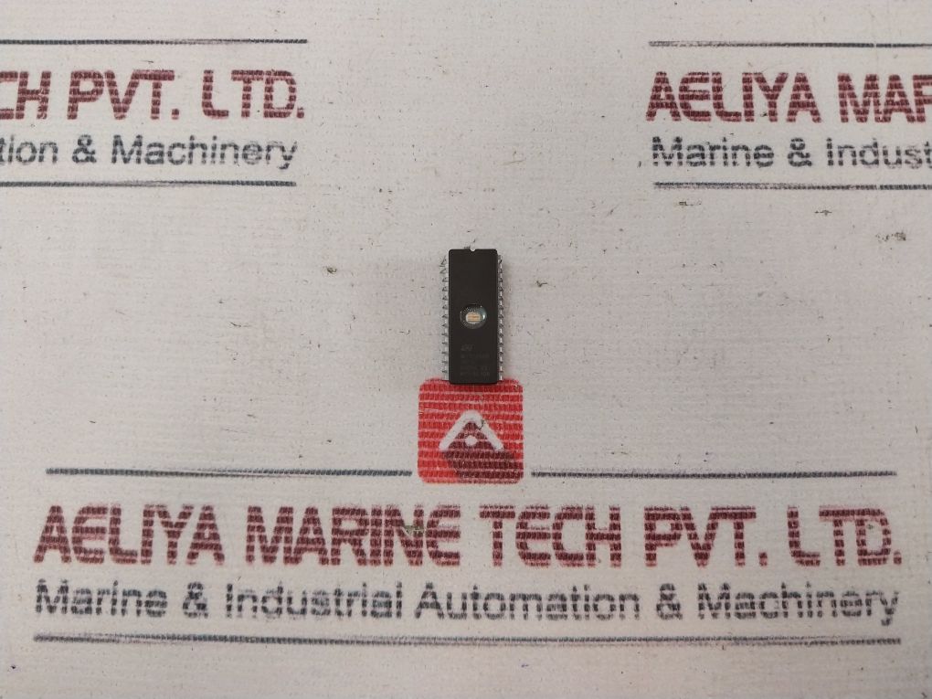 St Microelectronics M27C256B Integrated Circuits