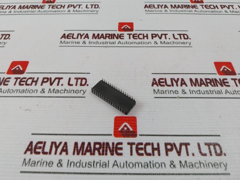 St Microelectronics M27C4001 Integrated Circuit
