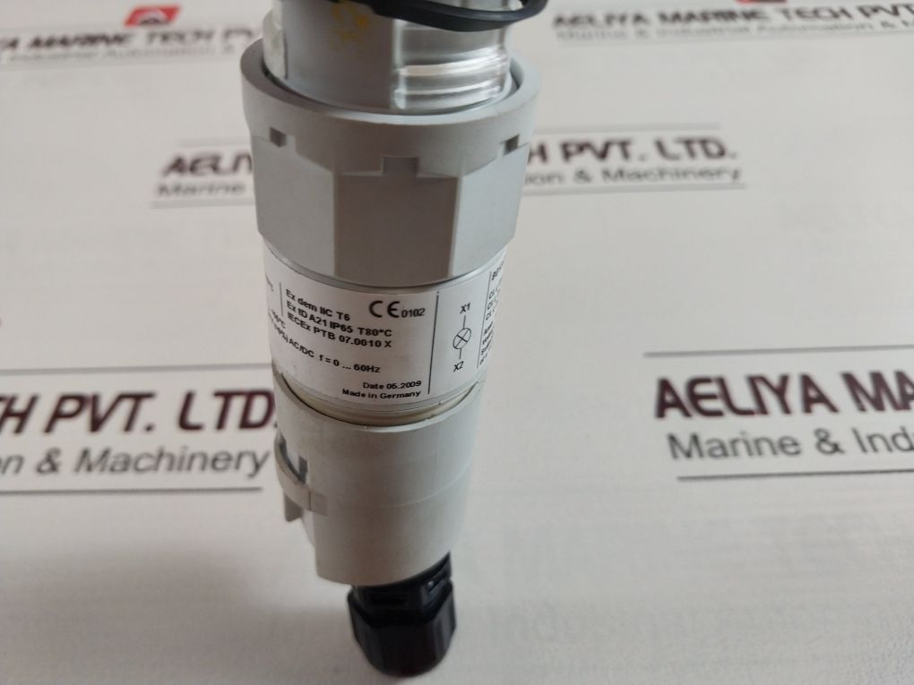 Stahl 8013/311 Indicating Lamps For Panel Mounting