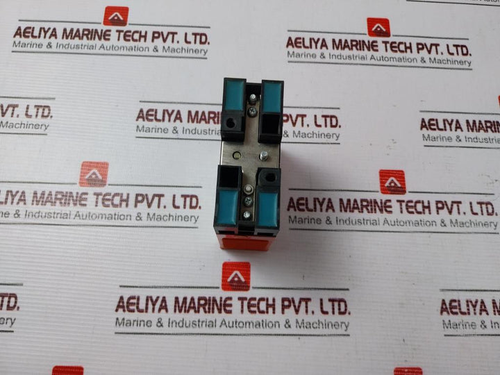 Stahl 8907/51-24/45 Safety Barrier Dc24V Ac500V 35A