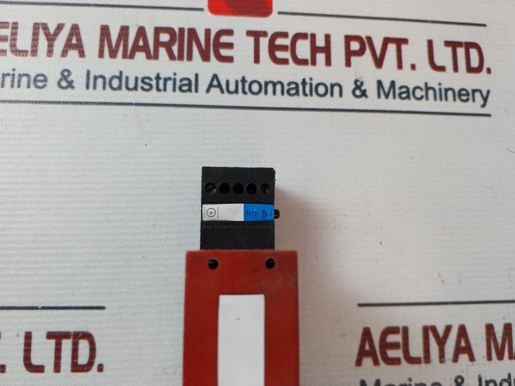 Stahl 9230/0111-220 Relay Repeater