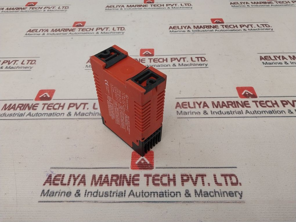 Stahl 9251/02-60 Relay Repeater 230V~