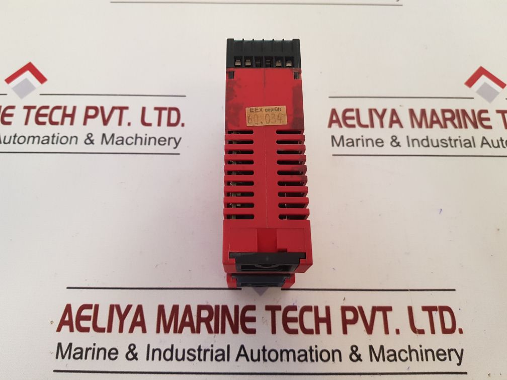 Stahl 9251/02-60 Relay Repeater Amplifier 230V Ac