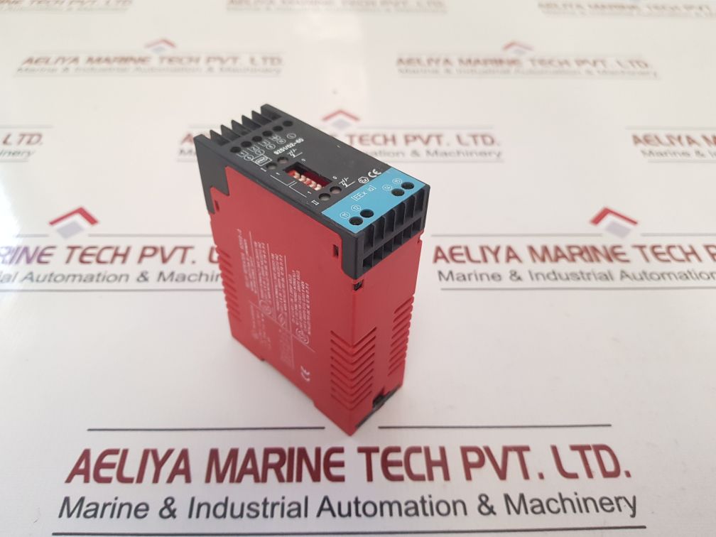 Stahl 925102-60 Switching Amplifier Relay Repeater
