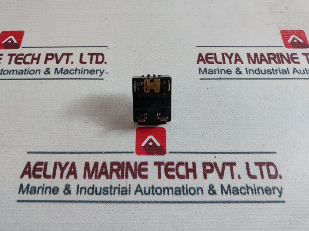 Star 271-97-288 Switch Y62-12 15A 250 Vac