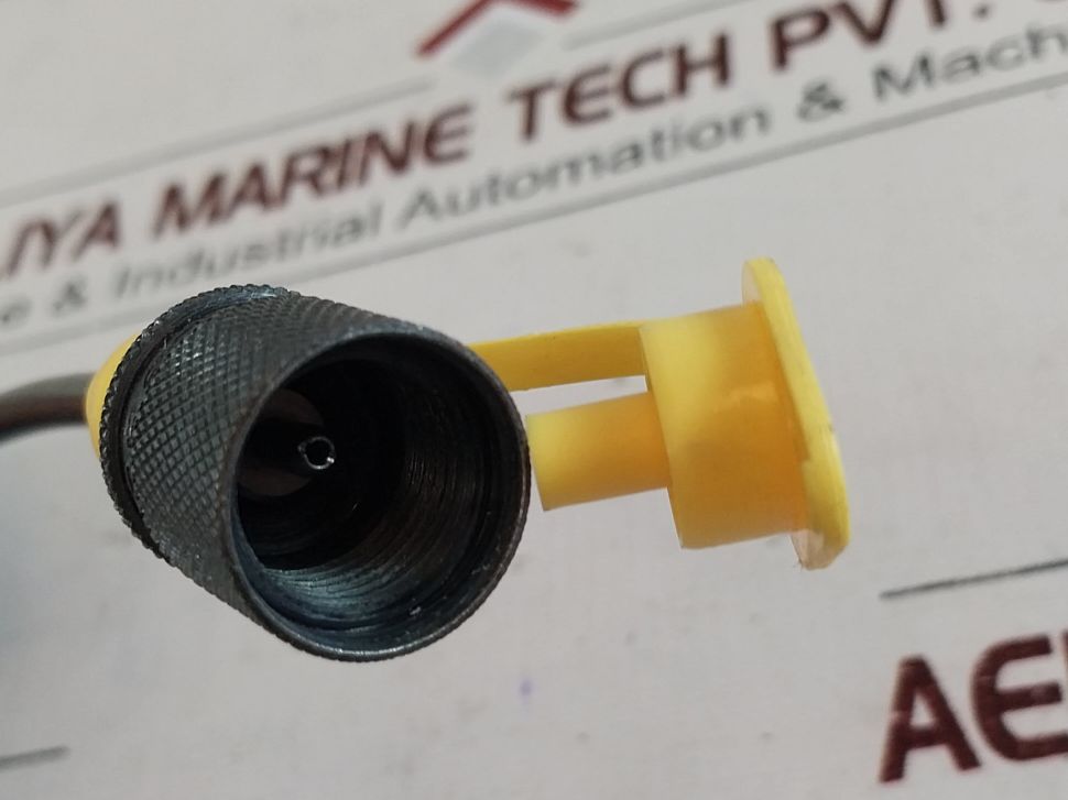 Stauff Dn2-pn 630/2 Hydraulic Test Coupling Hose Sms-15/N1/4-915Mm-b