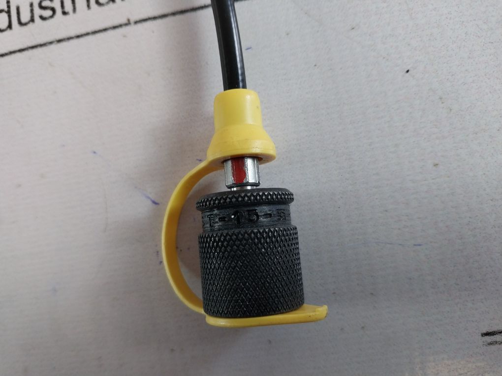 Stauff Dn2-pn 630/2 Hydraulic Test Coupling Hose Sms-15/N1/4-915Mm-b