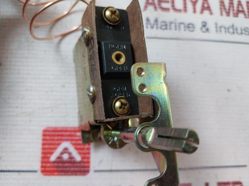 Stemco 351-254190 High Limit Thermostat 101W