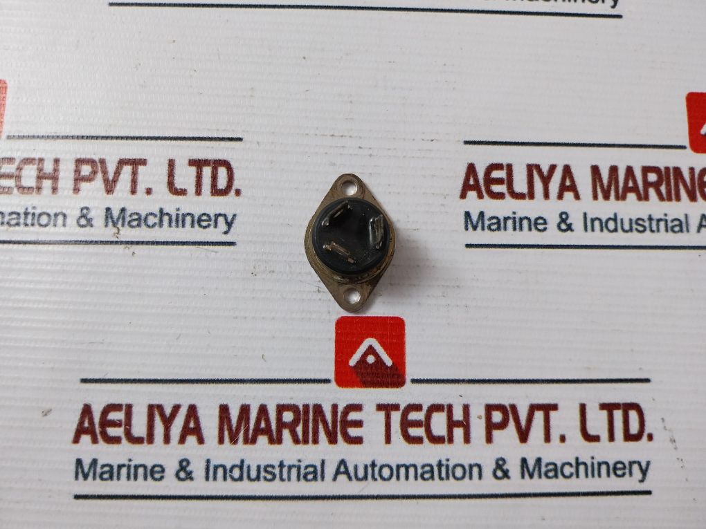 Stmicroelectronics Bta40-700B Panel Mount
