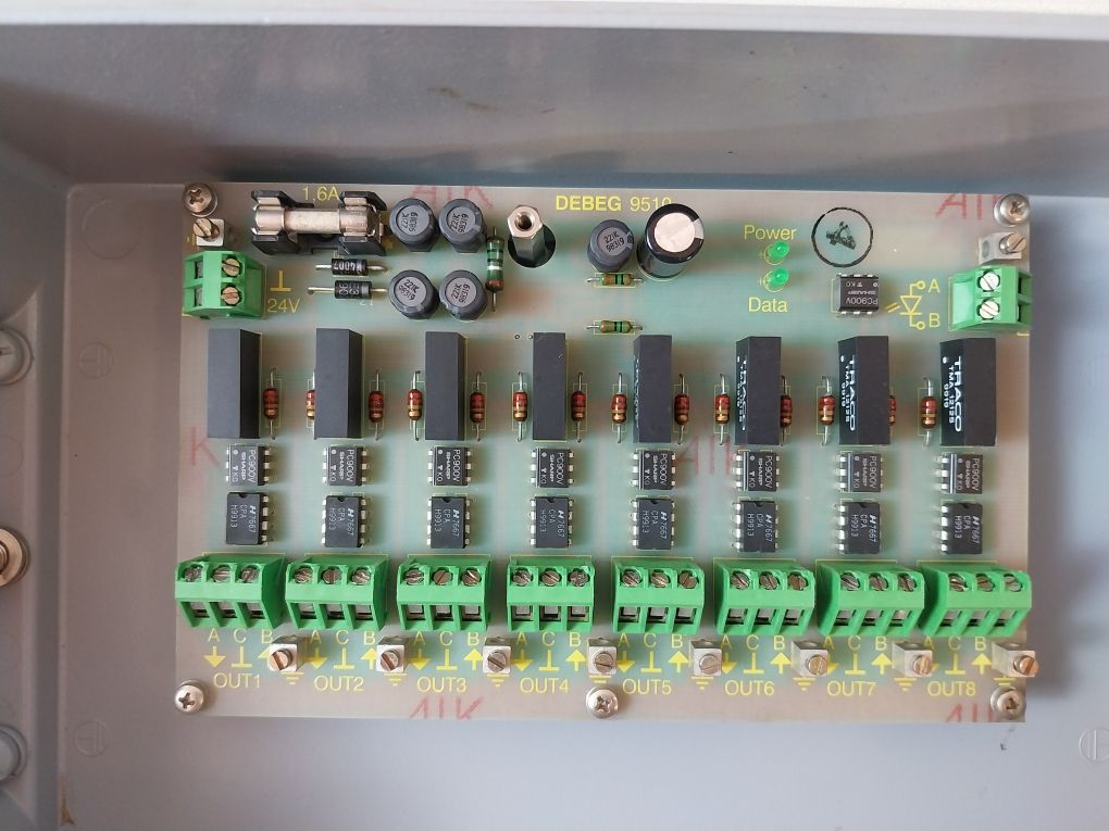 Stn Atlas Debeg 9510 Nav Data Distribution Device