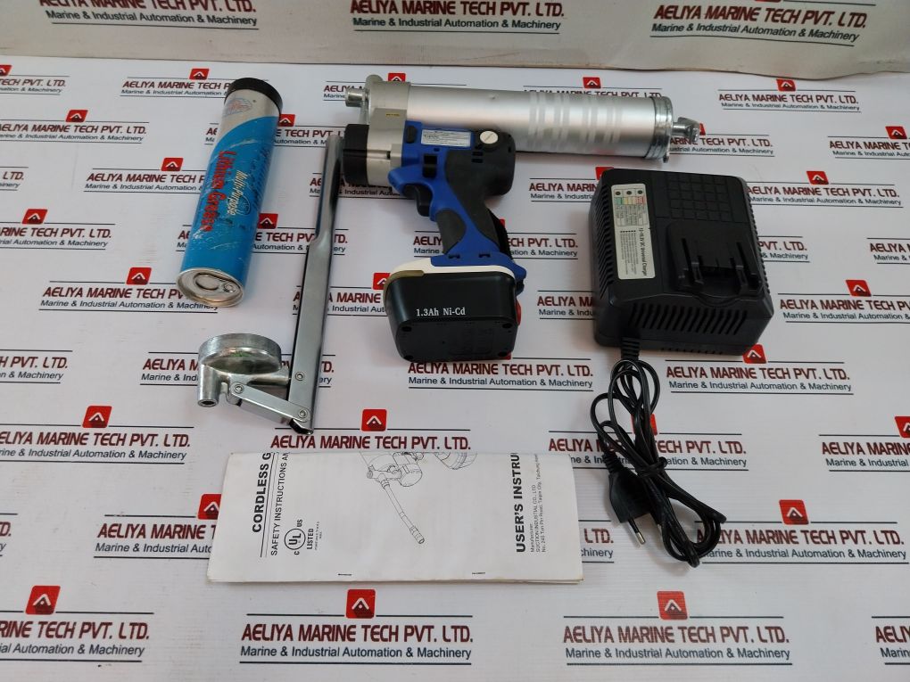 Suction 2Bd120Sc13A02 Cordless Grease Gun Mh1902Uc-1 Set