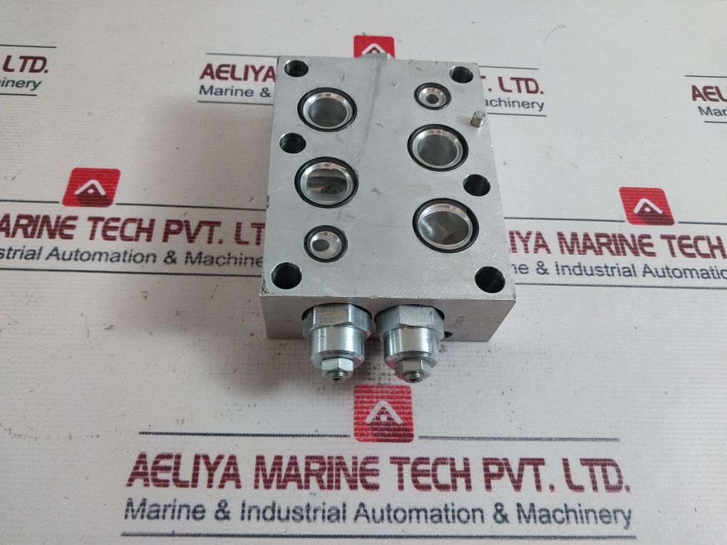 Sun Hydraulics 0E16-2 Upper Clamp