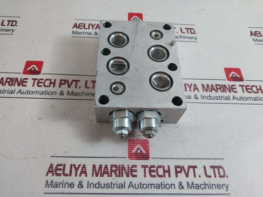 Sun Hydraulics 0E16-2 Upper Clamp