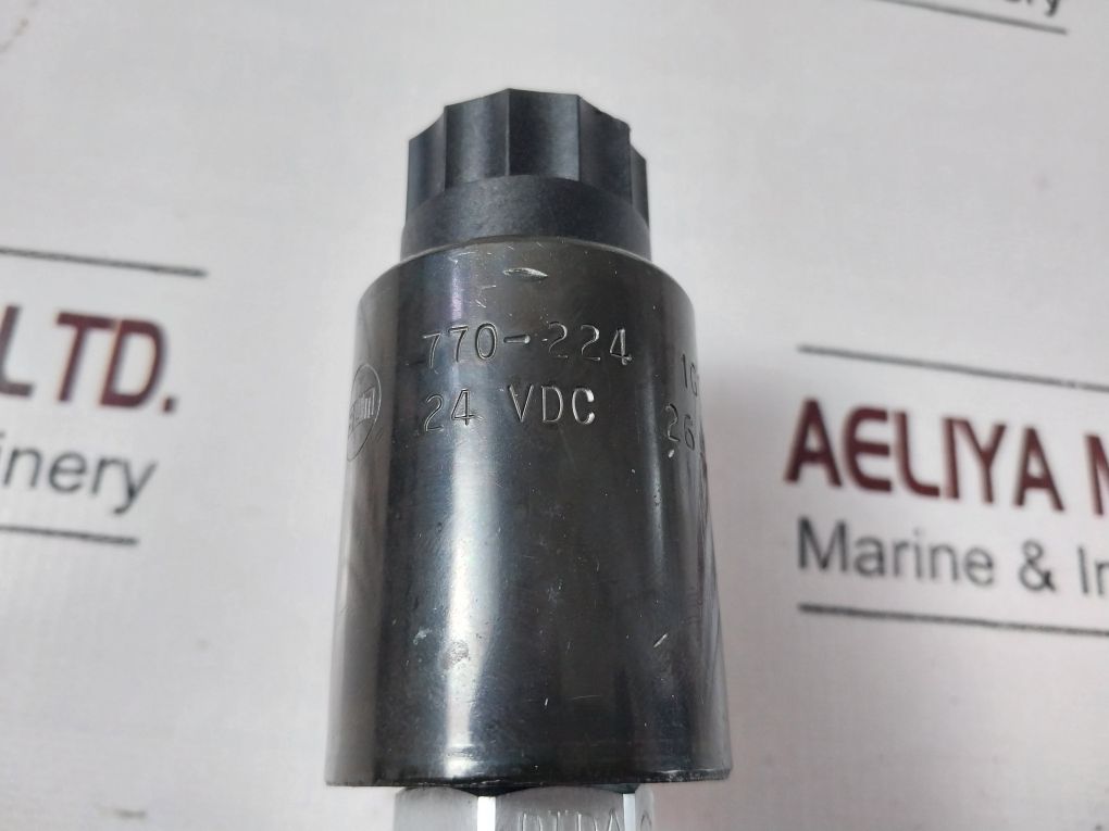 Sun Hydraulics Dtda Mcn Valve With 770-224 Coil 24 Vdc