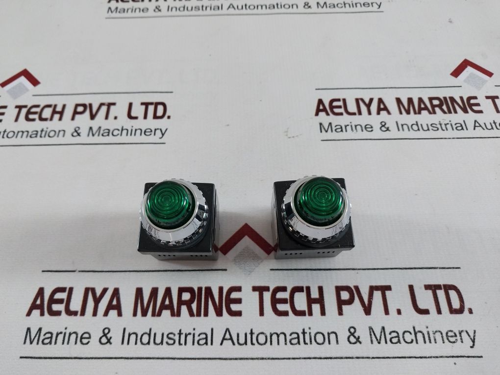 Lot Of 9X Sungho Pr25P-4L(Led Type) Signal Lamp Green