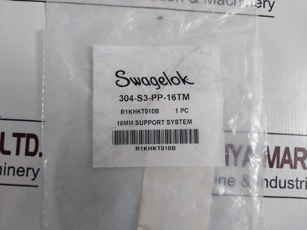 Lot Of 5X Swagelok 304-s3-pp-16Tm Bolted Plastic Clamp Tube Support Kit