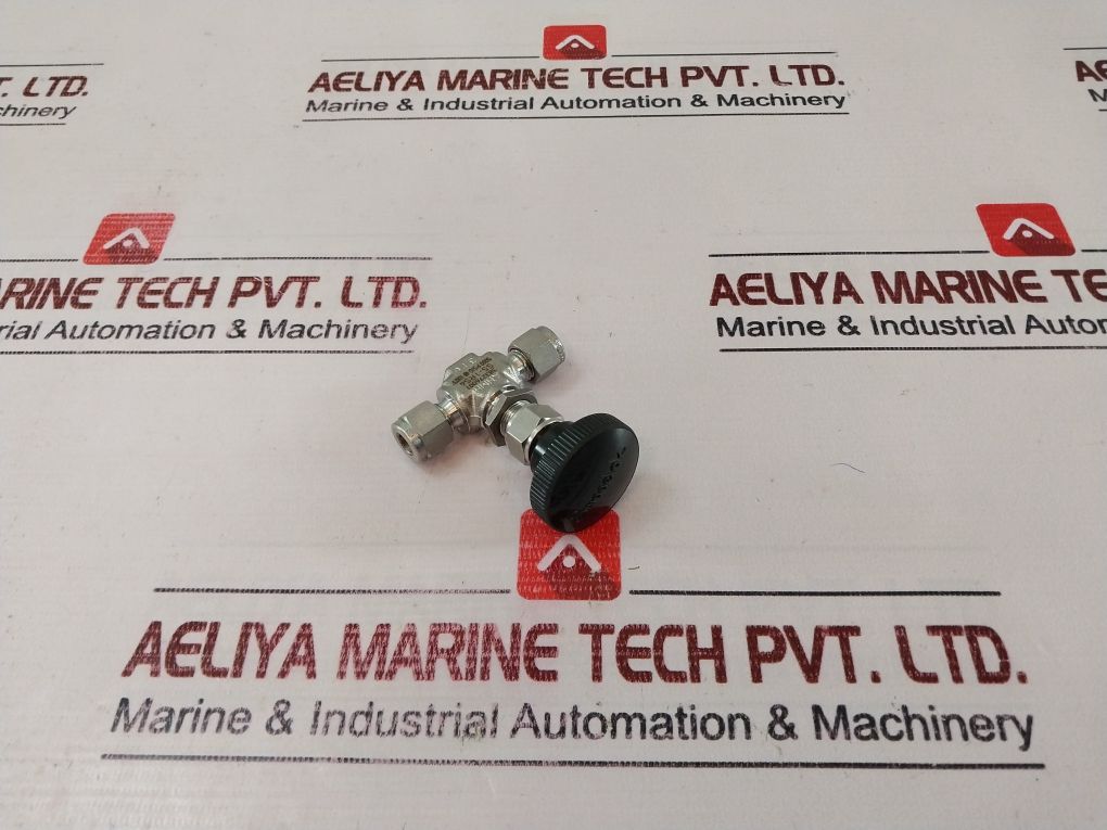 Swagelok Ss-1Rs4 Integral Bonnet Needle Valve 160-059-02-01