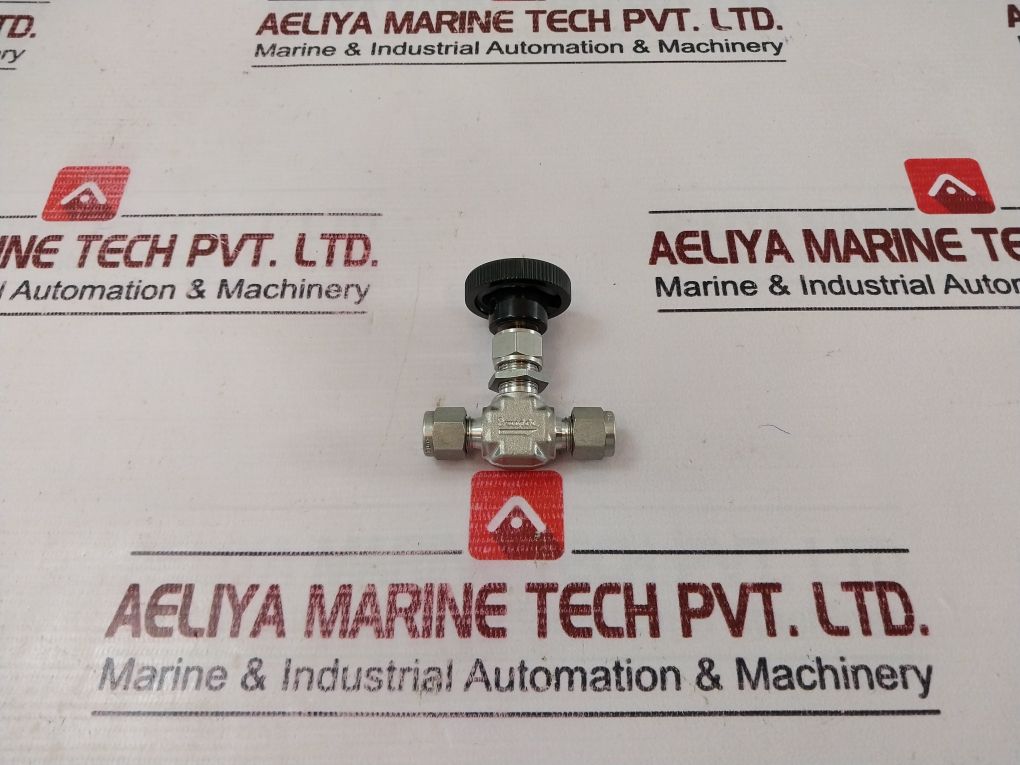 Swagelok Ss-1Rs4 Integral Bonnet Needle Valve 160-059-02-01