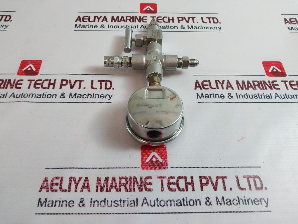 Swagelok Ss-20Vm4-f4 Charging Nitrogen On Accumulator Needle Valve Set S472-3