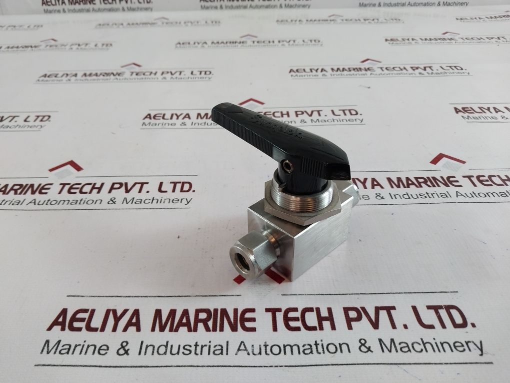 Swagelok Ss-45S8 Ball Valve 2500 Psig