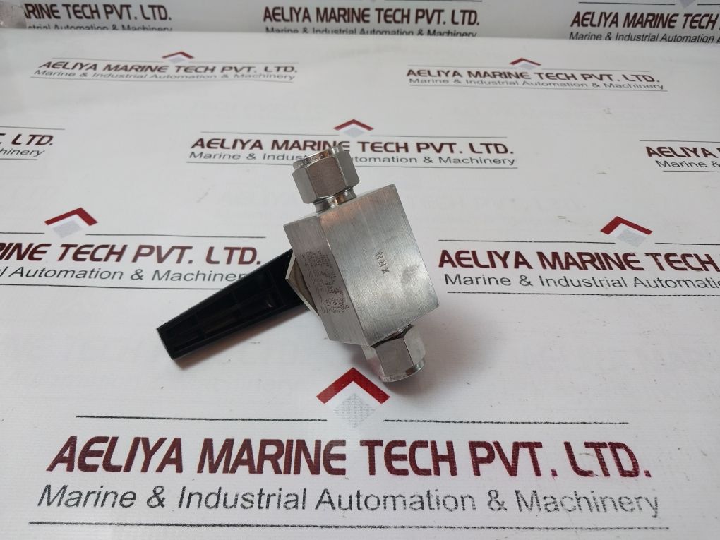 Swagelok Ss-45S8 Ball Valve 2500 Psig