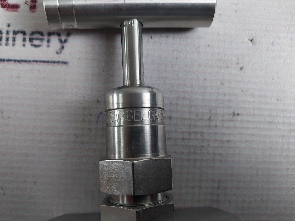 Swagelok Ss-5Pdms8 Rising Plug Screwed Bonnet Needle Valve