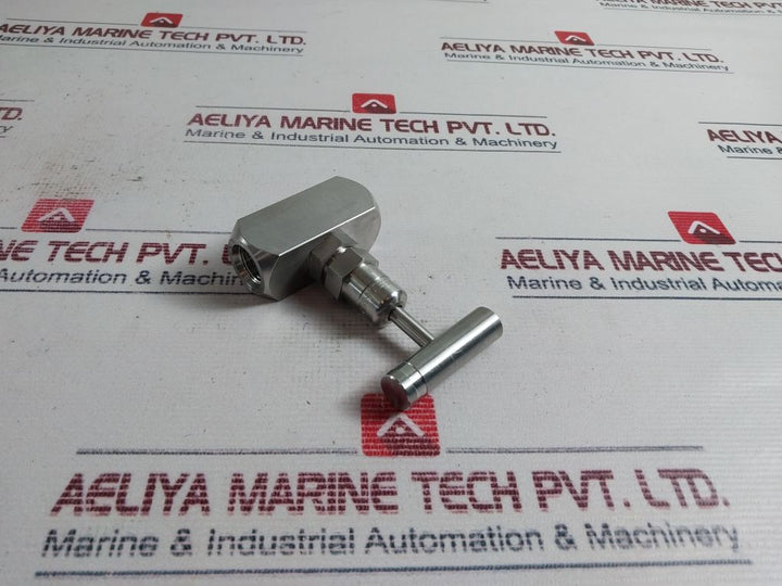 Swagelok Ss-5Pdms8 Rising Plug Screwed Bonnet Needle Valve