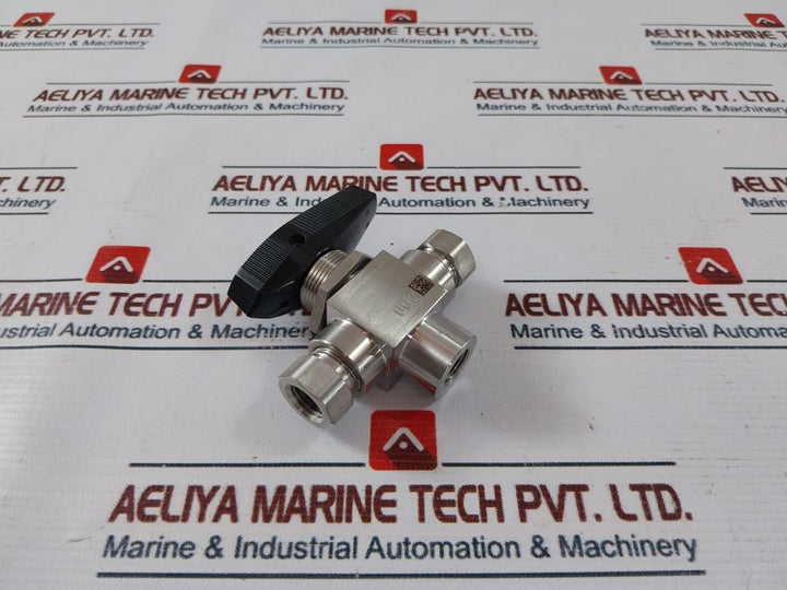 Swagelok Ss-83Xtf4 3-way Ball Valve