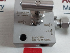 Swagelok Ss-v2Bf8 Valve Instrument Manifold