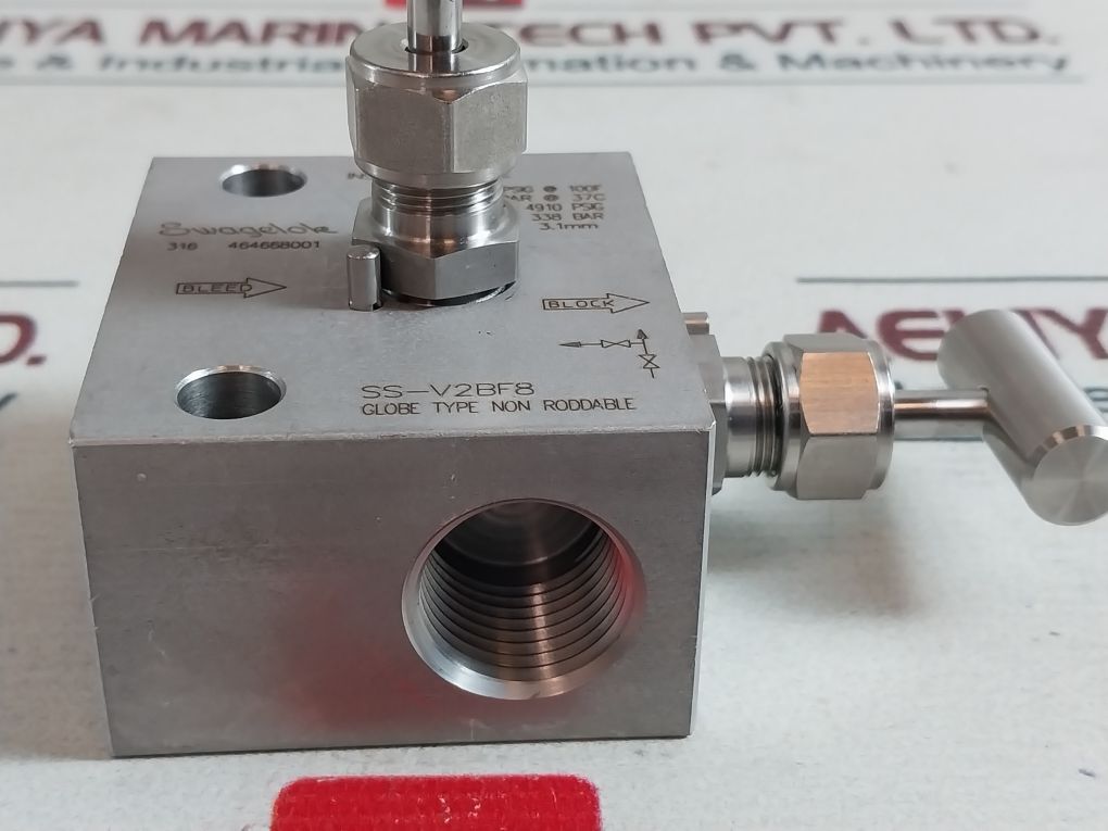 Swagelok Ss-v2Bf8 Valve Instrument Manifold