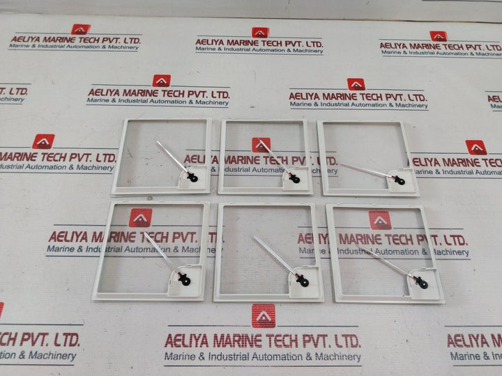 Swe0005800179 Glass For Instr. With Red Marking