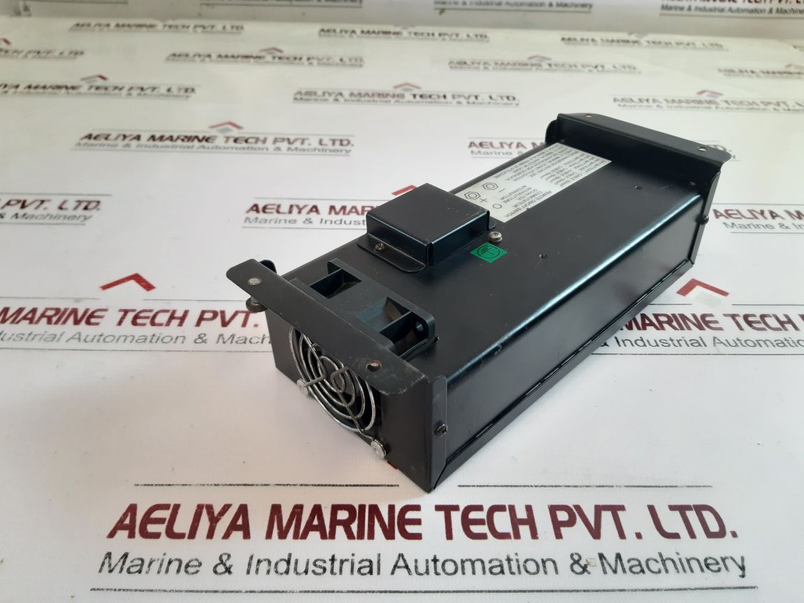 Switched Sm3215 Handy Mains Inverter 700 Watt
