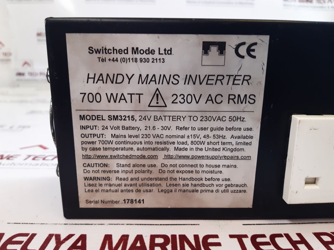 Switched Sm3215 Handy Mains Inverter 700 Watt
