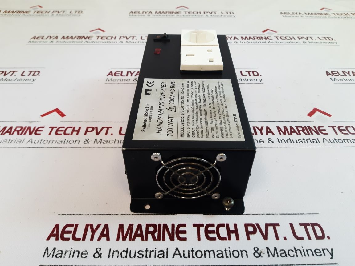 Switched Sm3215 Handy Mains Inverter 700 Watt
