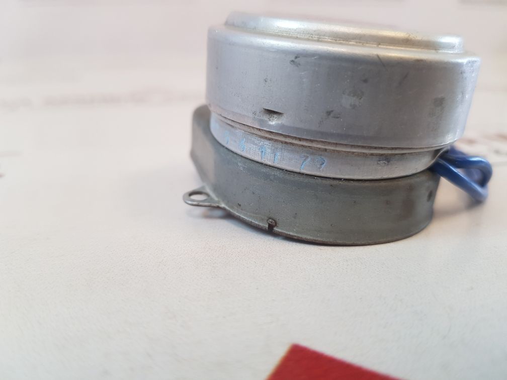 Synchron I44Rc-5-6-11-79 Motor