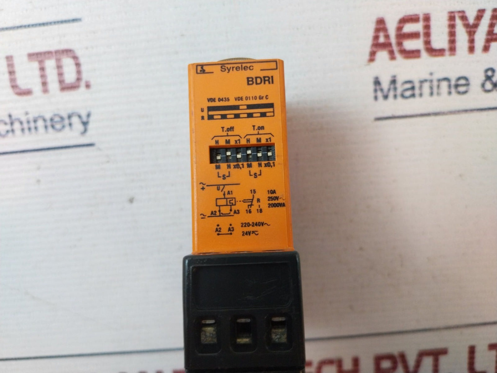 Timer Ritardato Off Syrelec OCRH 110VAC – Temporizzatore Industriale Nuovo