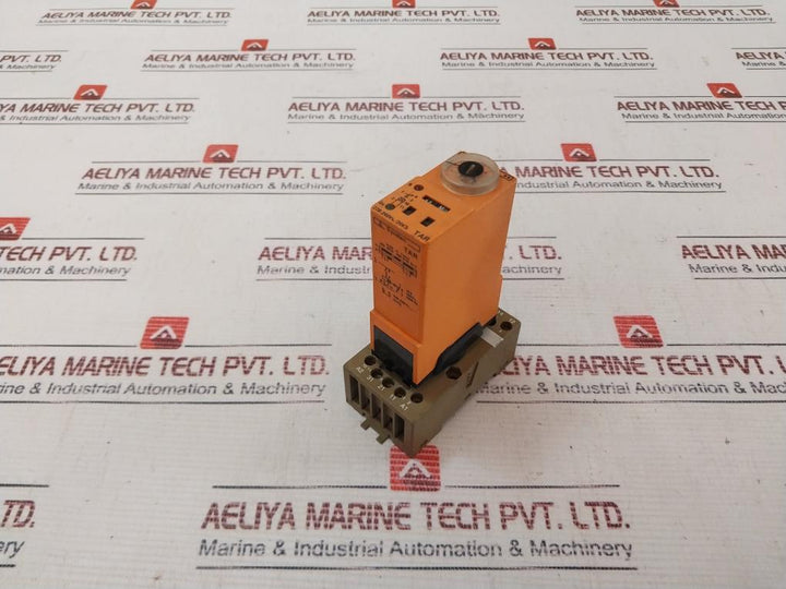 Syrelec Tar Time Delay Relay With Base 10A 250V