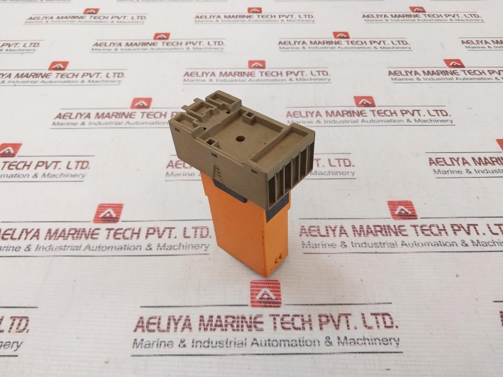 Syrelec Tar Time Delay Relay With Base 10A 250V