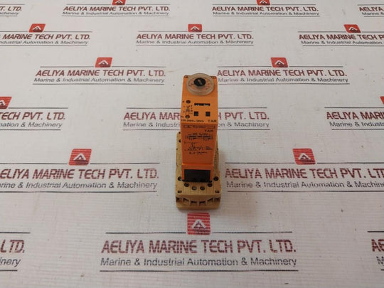 Syrelec Tar Time Delay Relay With Base 10A 250V