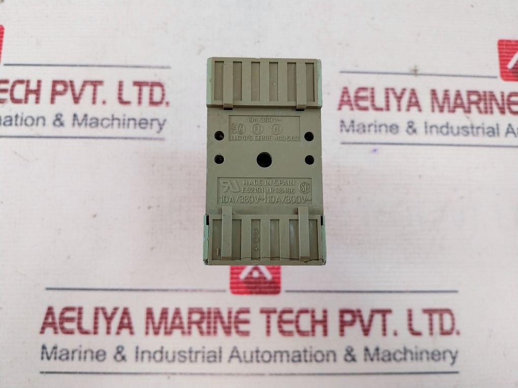 Syrelec Tdr Time Delay Relay With Socket E92191 – Aeliya Marine Tech