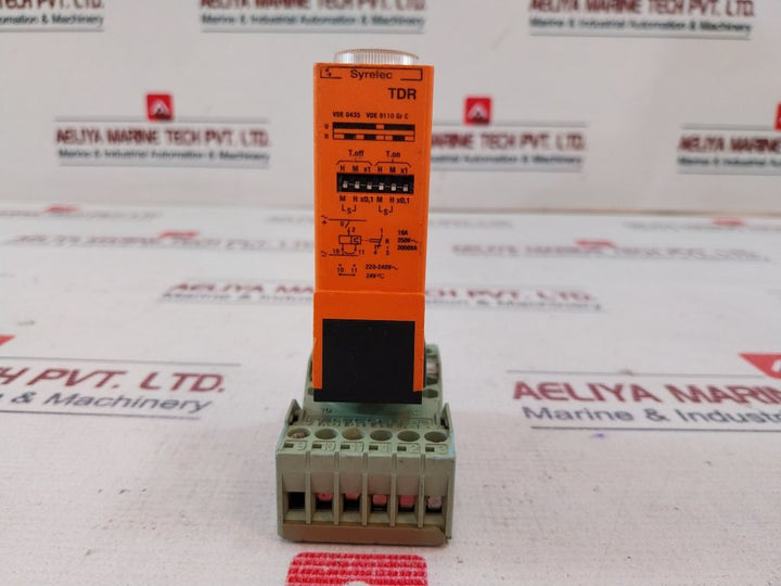 Syrelec Tdr Time Delay Relay With Socket E92191