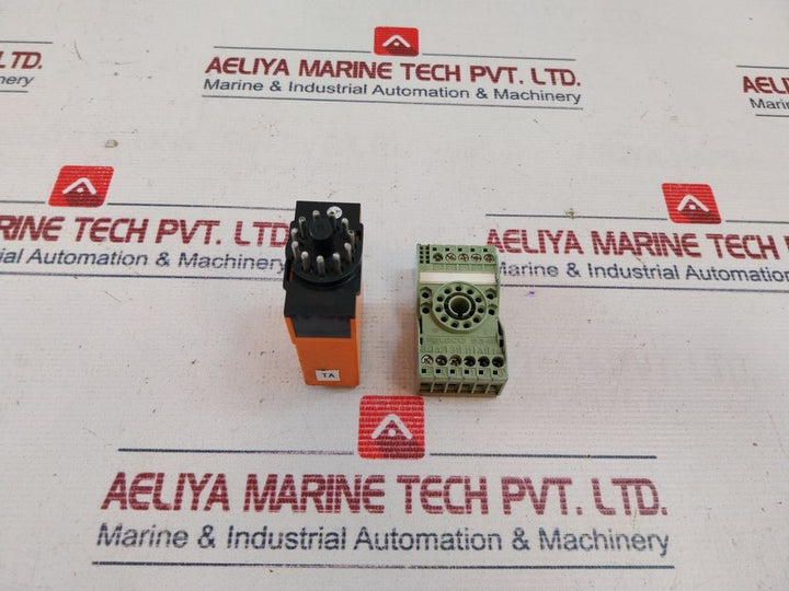 Syrelec Tdr Time Delay Relay With Socket E92191
