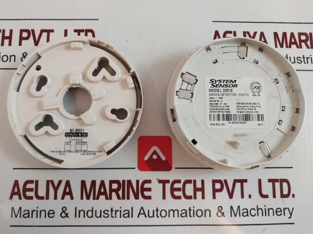 System Sensor 2351E Smoke Detector With Mi-b501 Base